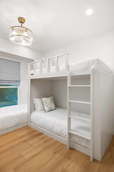 More Photos Of , Houston Multifamily For Sale