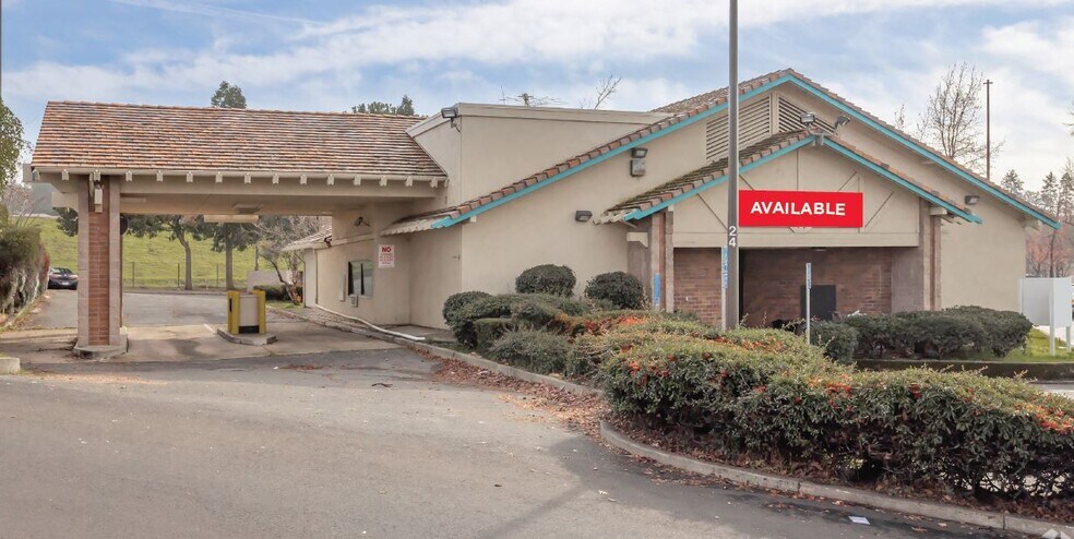 More Photos Of 3970 Missouri Flat Rd, Placerville Bank For Lease