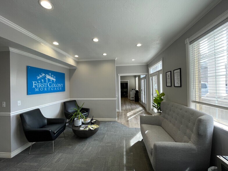 More Photos Of 481-485 S Orem Blvd, Orem Office For Sale