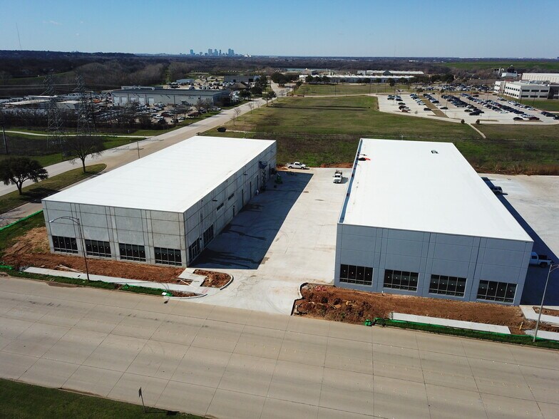 More Photos Of 1813 Handley Ederville Rd, Fort Worth Unknown For Lease