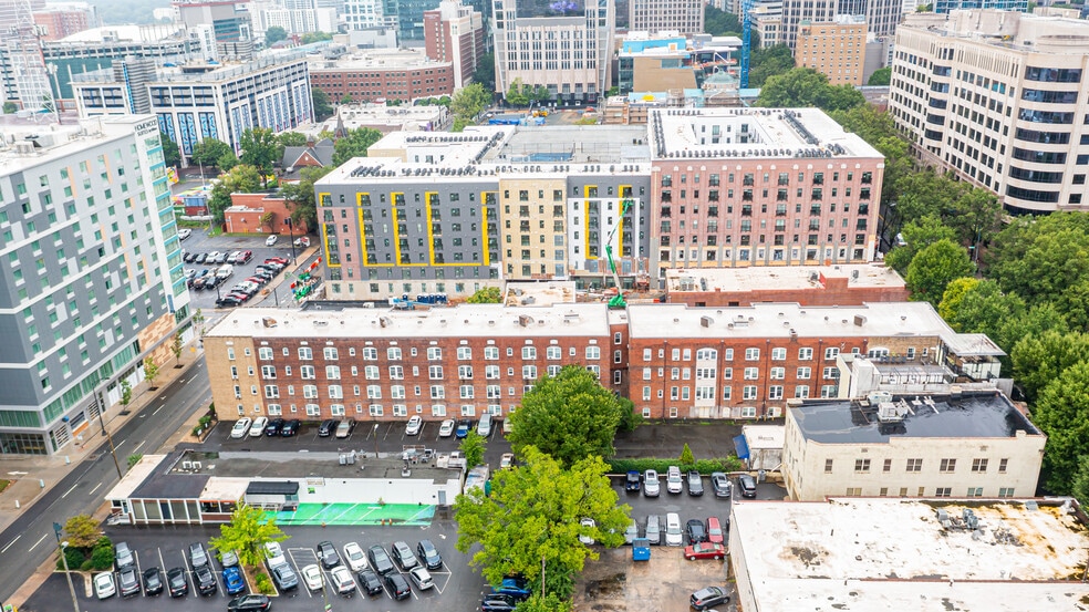 More Photos Of 508 N Tryon St N, Charlotte Apartments For Sale