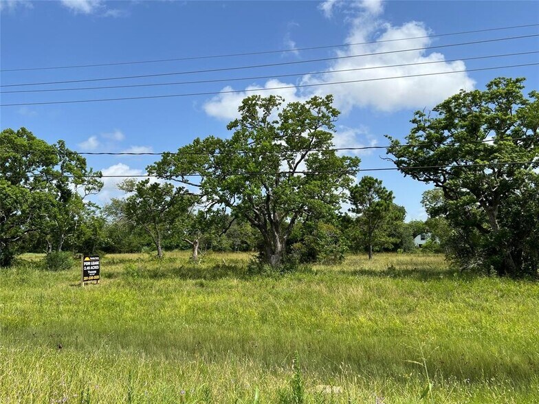 More Photos Of 3420 Avenue D, Santa Fe Land For Lease