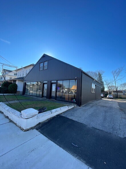 More Photos Of 11-13 Black Horse Pike, Pleasantville Freestanding For Lease