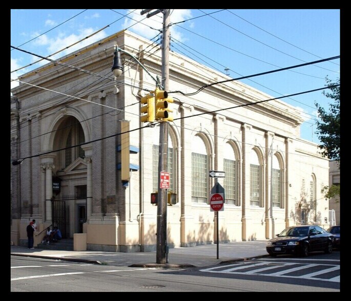 More Photos Of 1214 Castleton Ave, Staten Island Bank For Lease