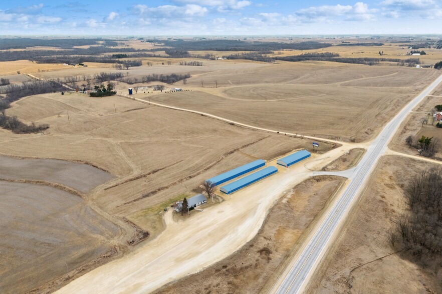 Primary Photo Of 28534 U.S. 18, Mc Gregor General Retail For Sale