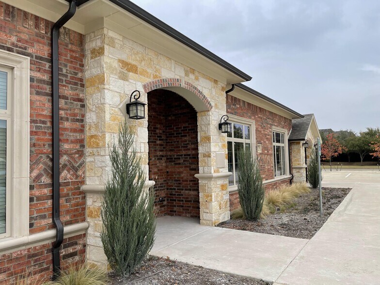 More Photos Of 8951 Collin McKinney Pky, McKinney Medical For Lease