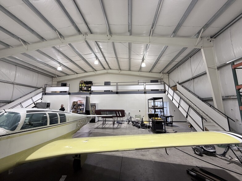 More Photos Of 2545 Aerial Way SE, Salem Warehouse For Sale