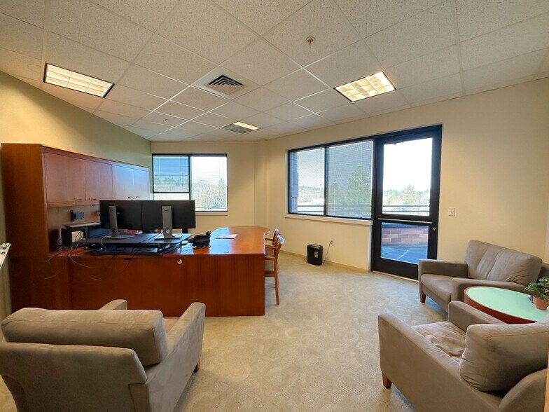 More Photos Of 5121 Skyline Village Loop S, Salem Medical For Sale