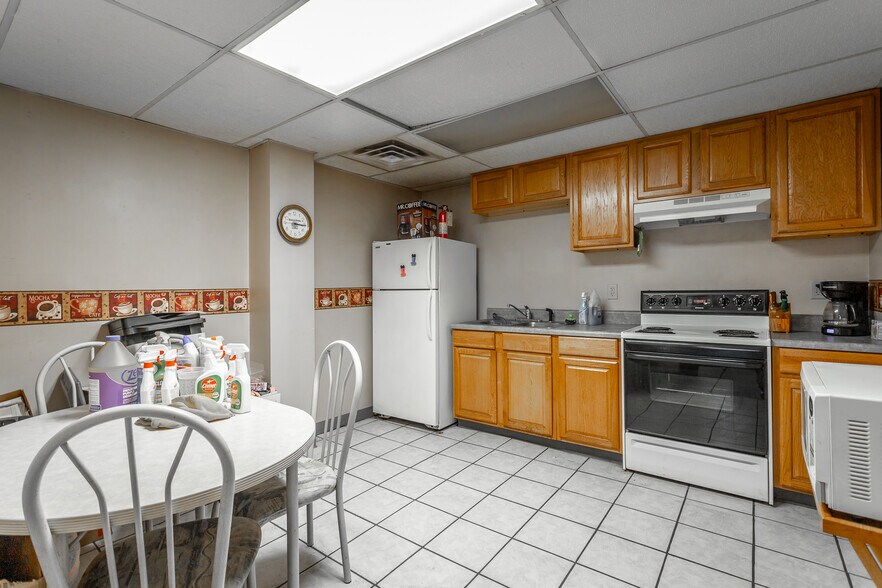 More Photos Of 13543 Back Valley Rd, Sale Creek Manufacturing For Sale