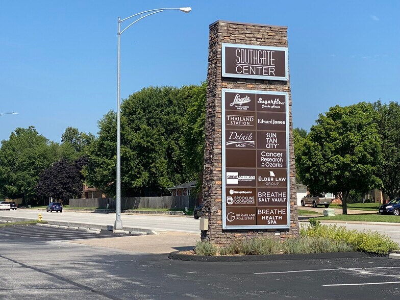 More Photos Of 1730 E Republic Rd, Springfield Unknown For Lease