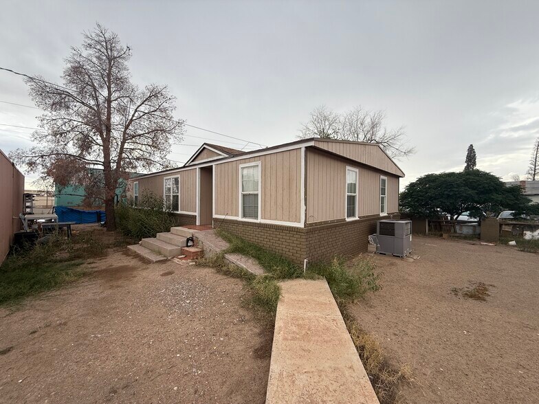 More Photos Of 7456 Alameda Ave, El Paso Freestanding For Sale