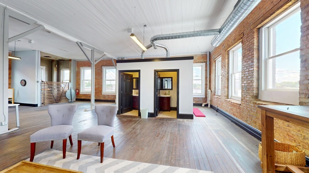 More Photos Of 110 N Broad St, Monroe Storefront Retail Office For Sale