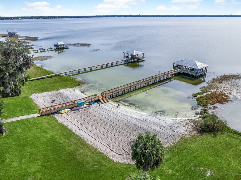 More Photos Of 12730 E Highway 25, Ocklawaha Specialty For Sale