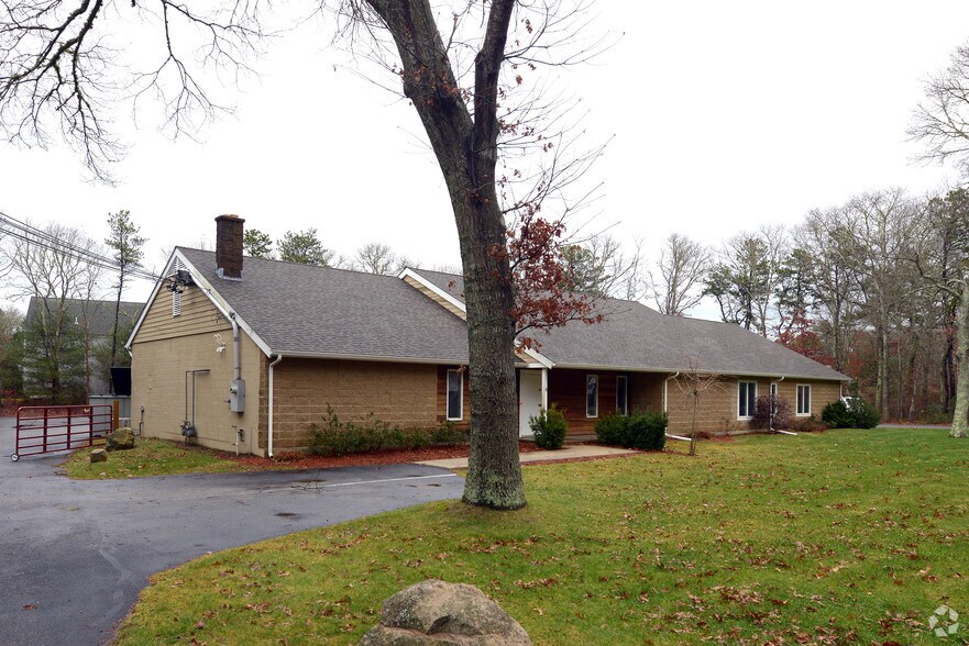 More Photos Of 10 Edgerton Dr, North Falmouth Warehouse For Sale