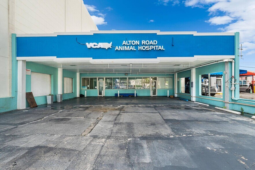 More Photos Of 1828 Alton Rd, Miami Beach Veterinarian Kennel For Sale