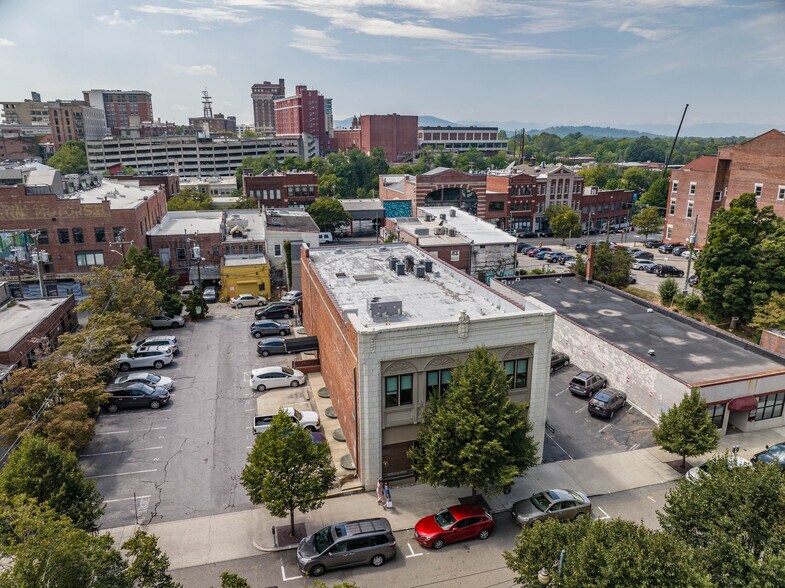 More Photos Of 53 N Market St, Asheville Office For Lease
