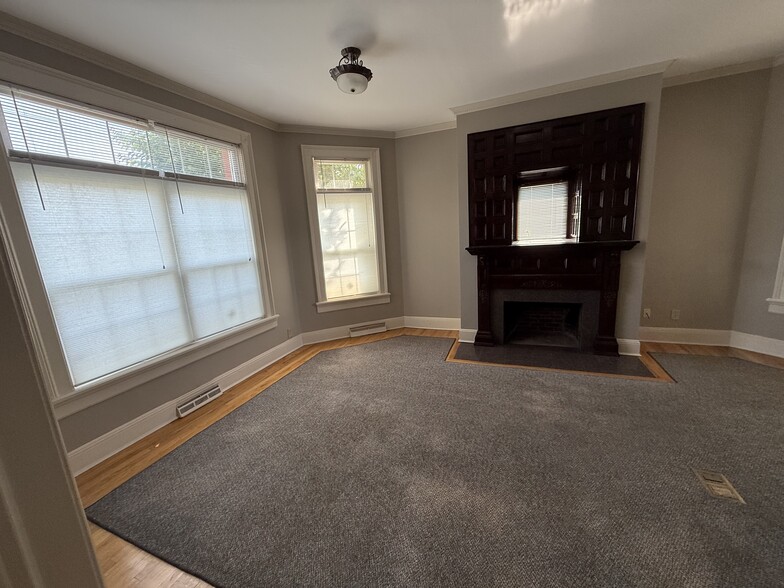 More Photos Of 944 Fairfield Ave, Bridgeport Loft Creative Space For Lease