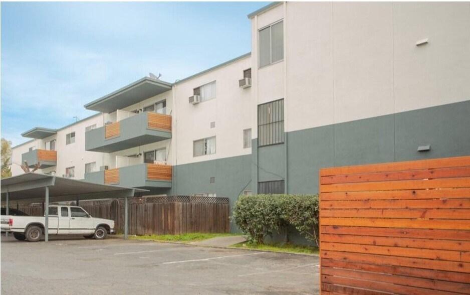 More Photos Of 1025 N Madison St, Stockton Apartments For Sale