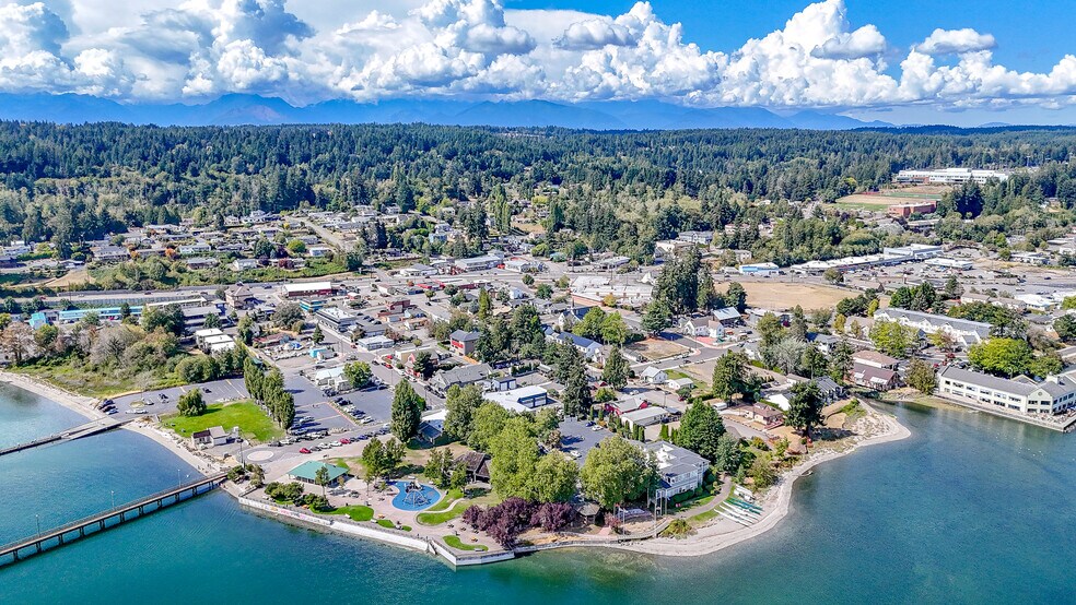 More Photos Of 3212 Byron St, Silverdale Office For Sale