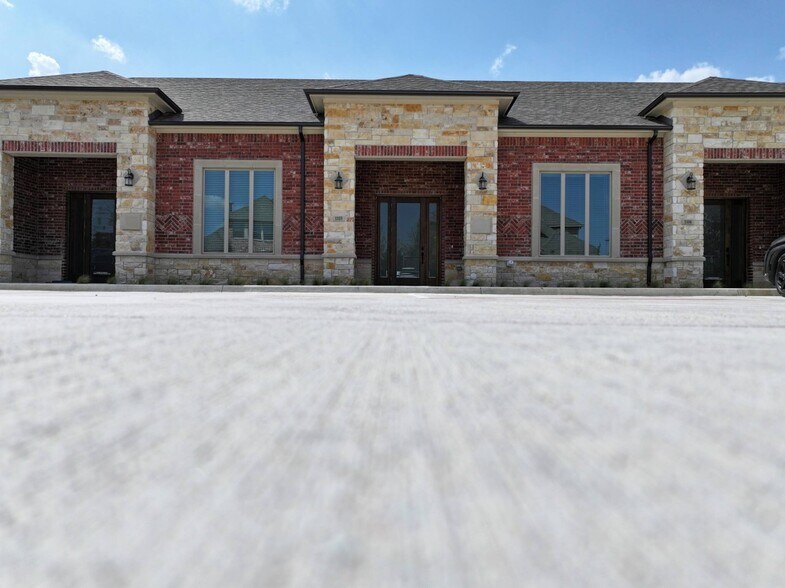 More Photos Of 400 Stonebrook Pky, Frisco Coworking Space