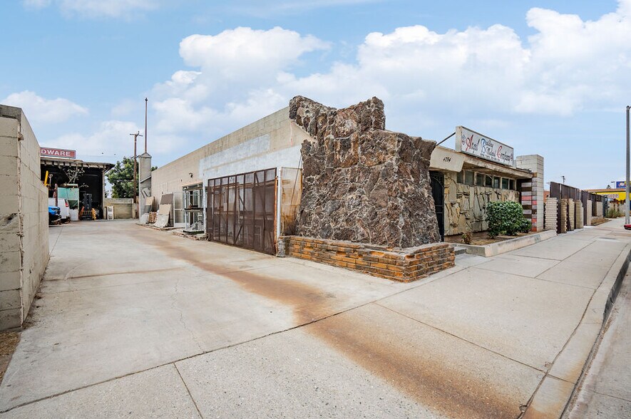 More Photos Of ,  Unknown For Sale