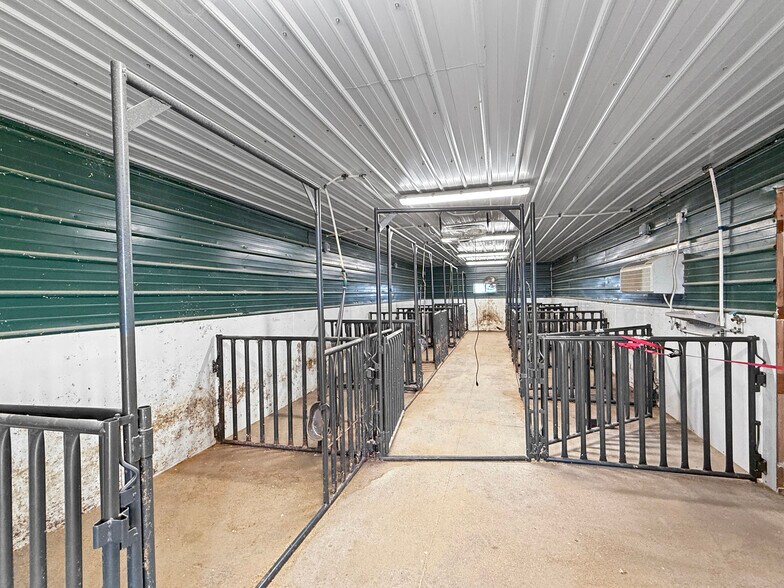 More Photos Of 39300 County Road 71, Crook Flex For Sale