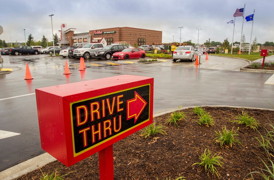 More Photos Of 17685 W Bluemound Rd, Brookfield Land For Sale