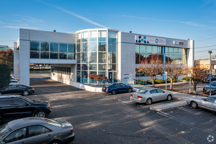 Primary Photo Of 1080 Stelton Rd, Piscataway Coworking Space