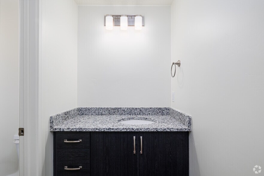 More Photos Of 36 W 1600 N, Sunset Apartments For Sale