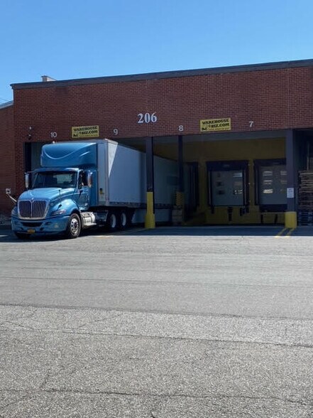 More Photos Of 202-206 Pegasus Ave, Northvale Warehouse For Lease