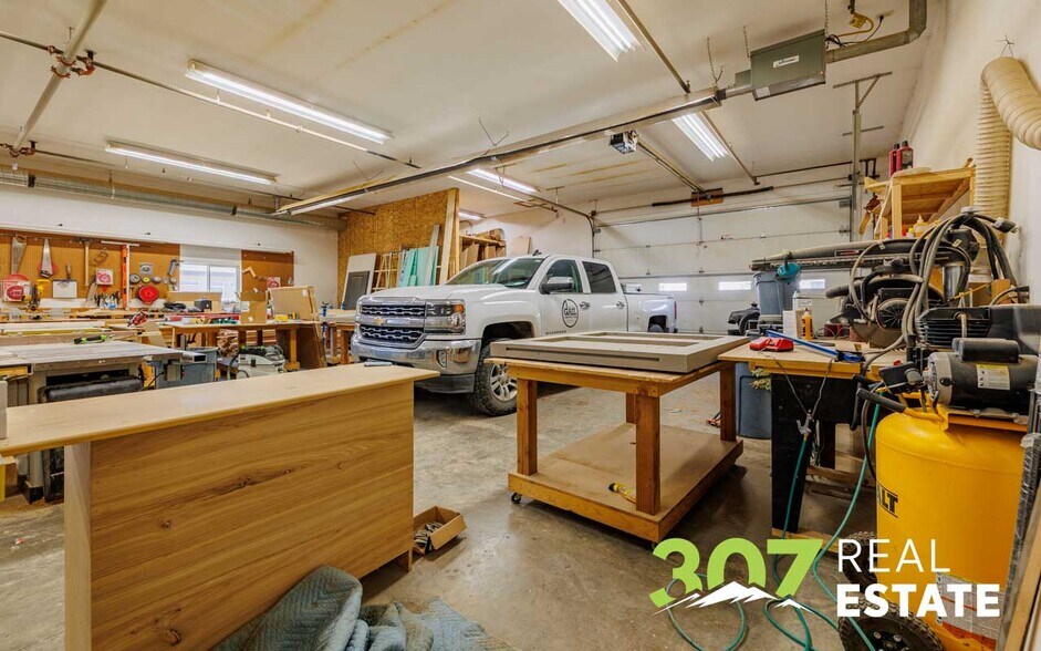 More Photos Of 3243 Big Horn Ave, Cody Industrial For Sale