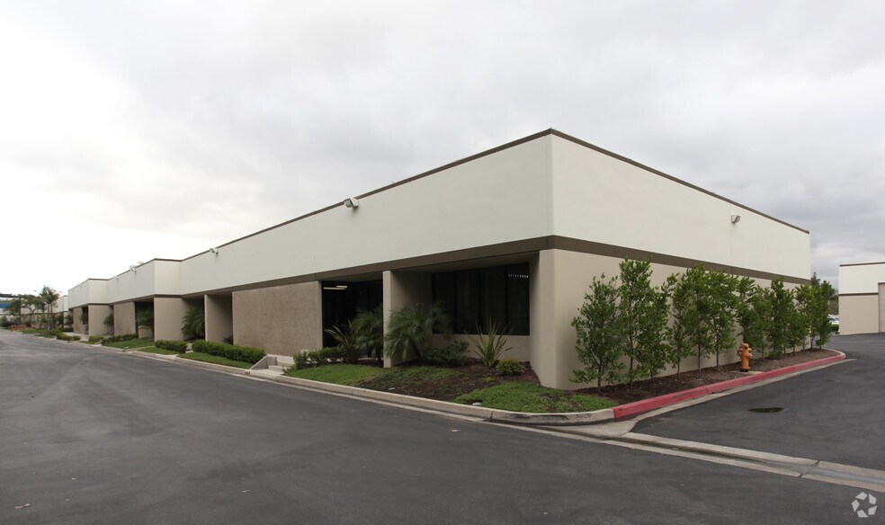 More Photos Of 23122 Alcalde Dr, Laguna Hills Warehouse For Sale