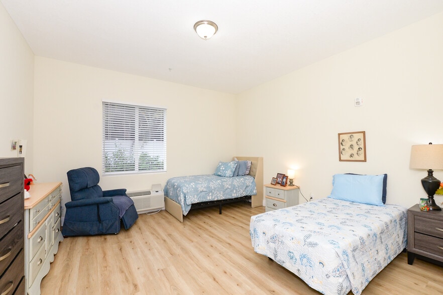 More Photos Of 4201 S 25th St, Fort Pierce Assisted Living For Sale