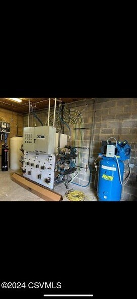 More Photos Of 212 S Poplar St, Berwick Carwash For Sale