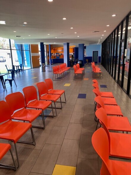 More Photos Of 19456 Nordhoff St, Northridge Storefront Retail Office For Sale