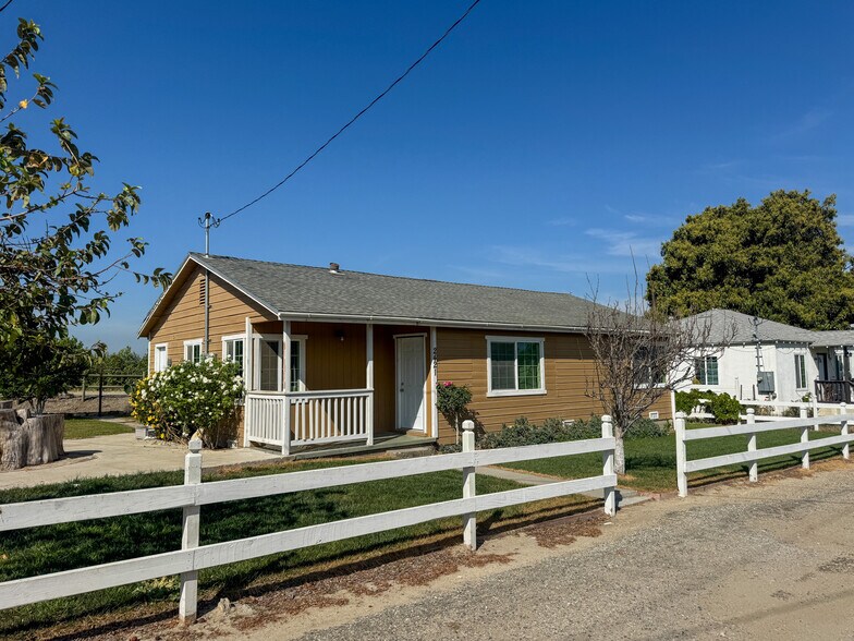 More Photos Of 2417 S Mountain Rd, Fillmore Land For Sale