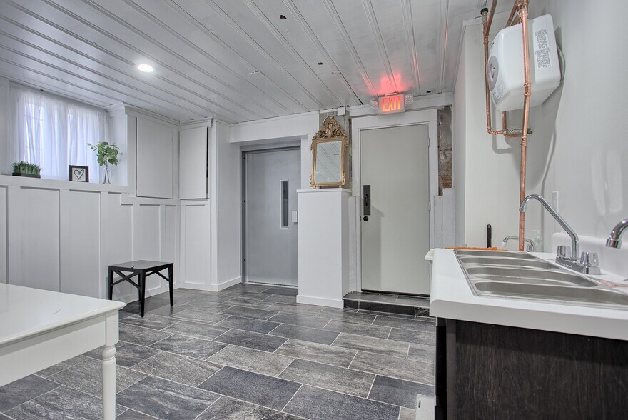 More Photos Of 114 S Main St, Troy Lodge Meeting Hall For Sale