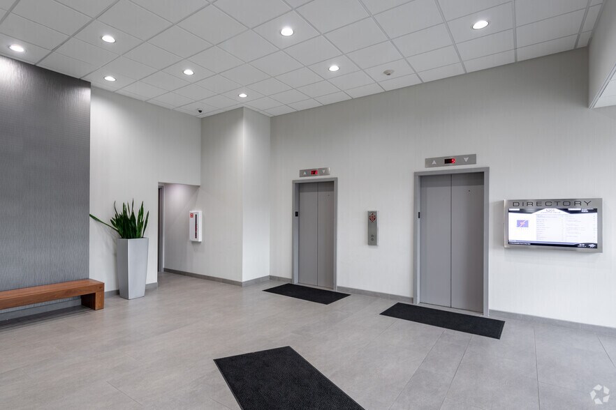 More Photos Of 5201 Johnson Dr, Mission Office For Lease