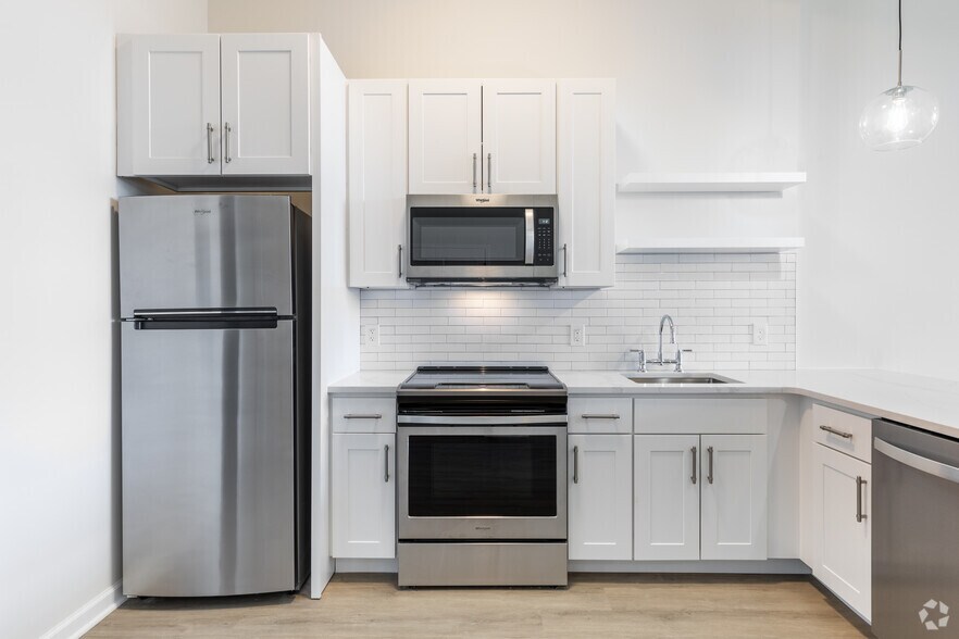 More Photos Of 57 Cannon St, Poughkeepsie Apartments For Lease