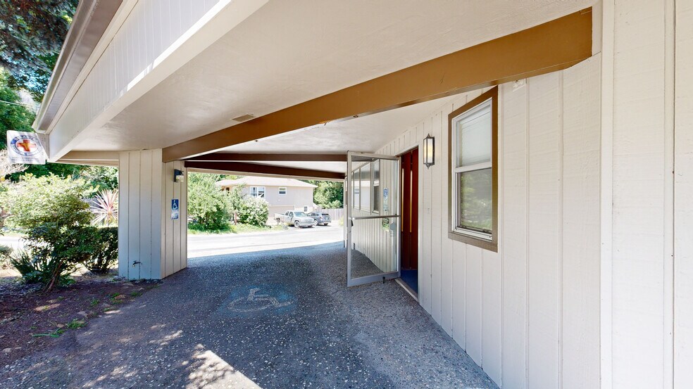 More Photos Of 13350 Big Basin Way, Boulder Creek Medical For Lease