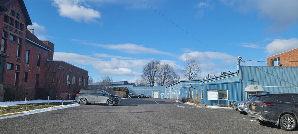 More Photos Of 422 W Onondaga St, Syracuse Warehouse For Sale