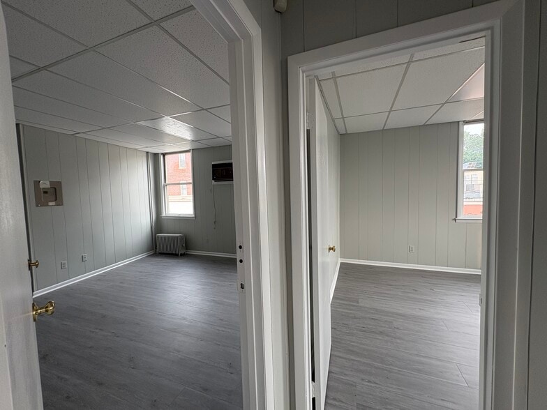 Primary Photo Of 354 Bloomfield Ave, Caldwell Storefront Retail Office For Lease