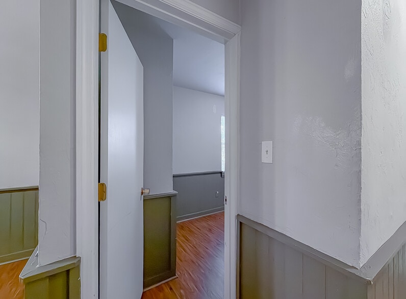 More Photos Of , Tallahassee Multifamily For Sale