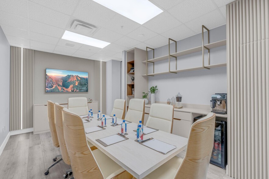 More Photos Of 2295 S Hiawassee Rd, Orlando Office For Sale
