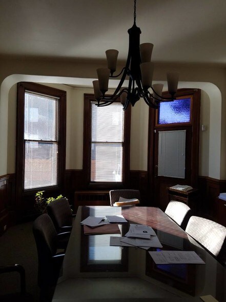 More Photos Of 51 Gillett St, Hartford Office Residential For Lease