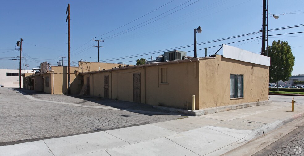 More Photos Of 208-224 W Beverly Blvd, Montebello Storefront For Sale
