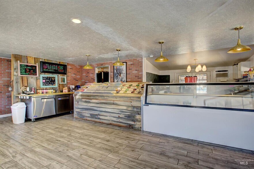 More Photos Of 101 Montgomery St, Idaho City Storefront Retail Residential For Sale