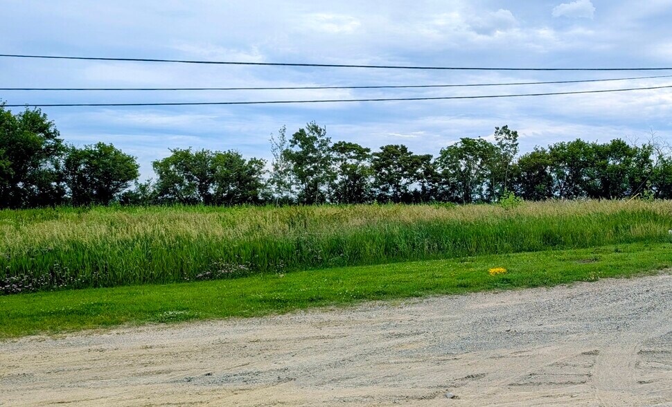 More Photos Of 572 N Cedar St, Imlay City Land For Lease
