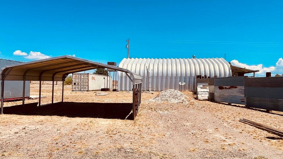 More Photos Of 1613 W San Antonio St, Marfa Specialty For Sale