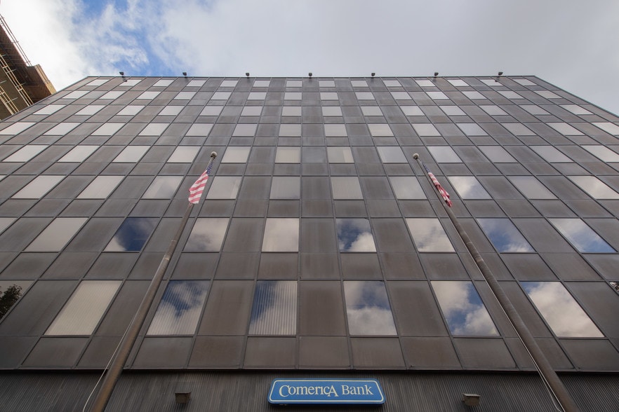 More Photos Of 151 S Rose St, Kalamazoo Medical For Sale